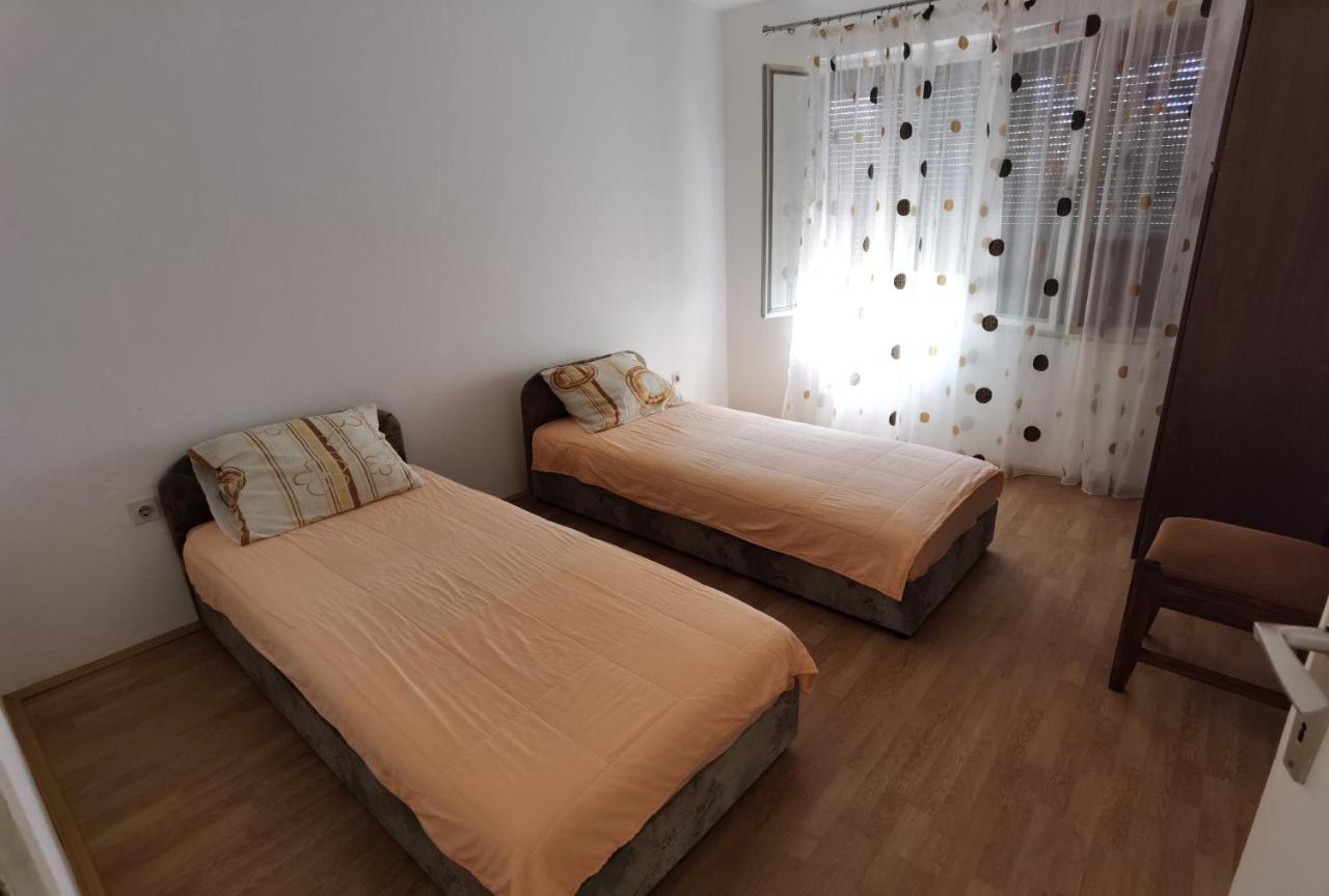 Nikolic Apartmani Bar Luaran gambar