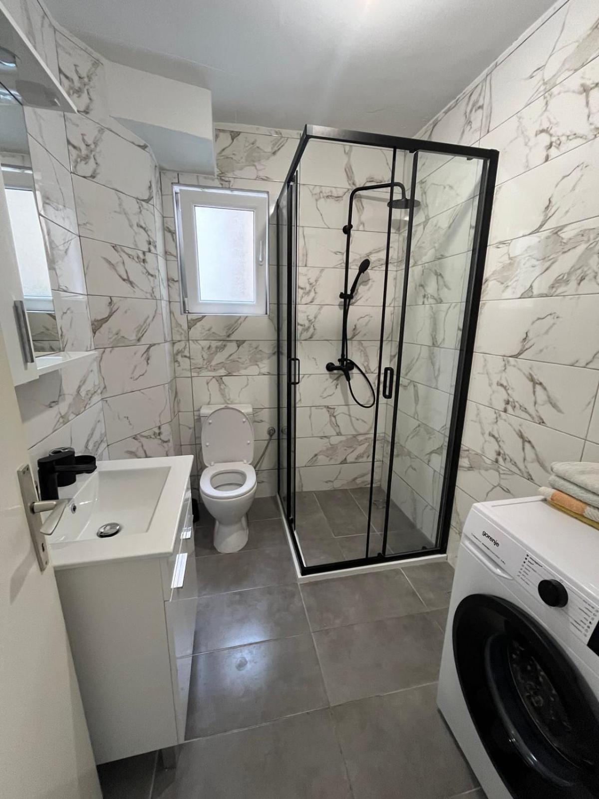 Nikolic Apartmani Bar Luaran gambar